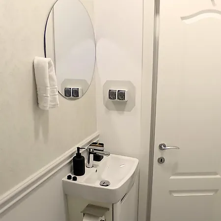 Tomis Apartments - Self Check-In *