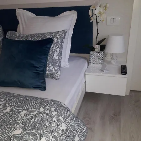 Mangia Apartments - Self Check-In Apartament *